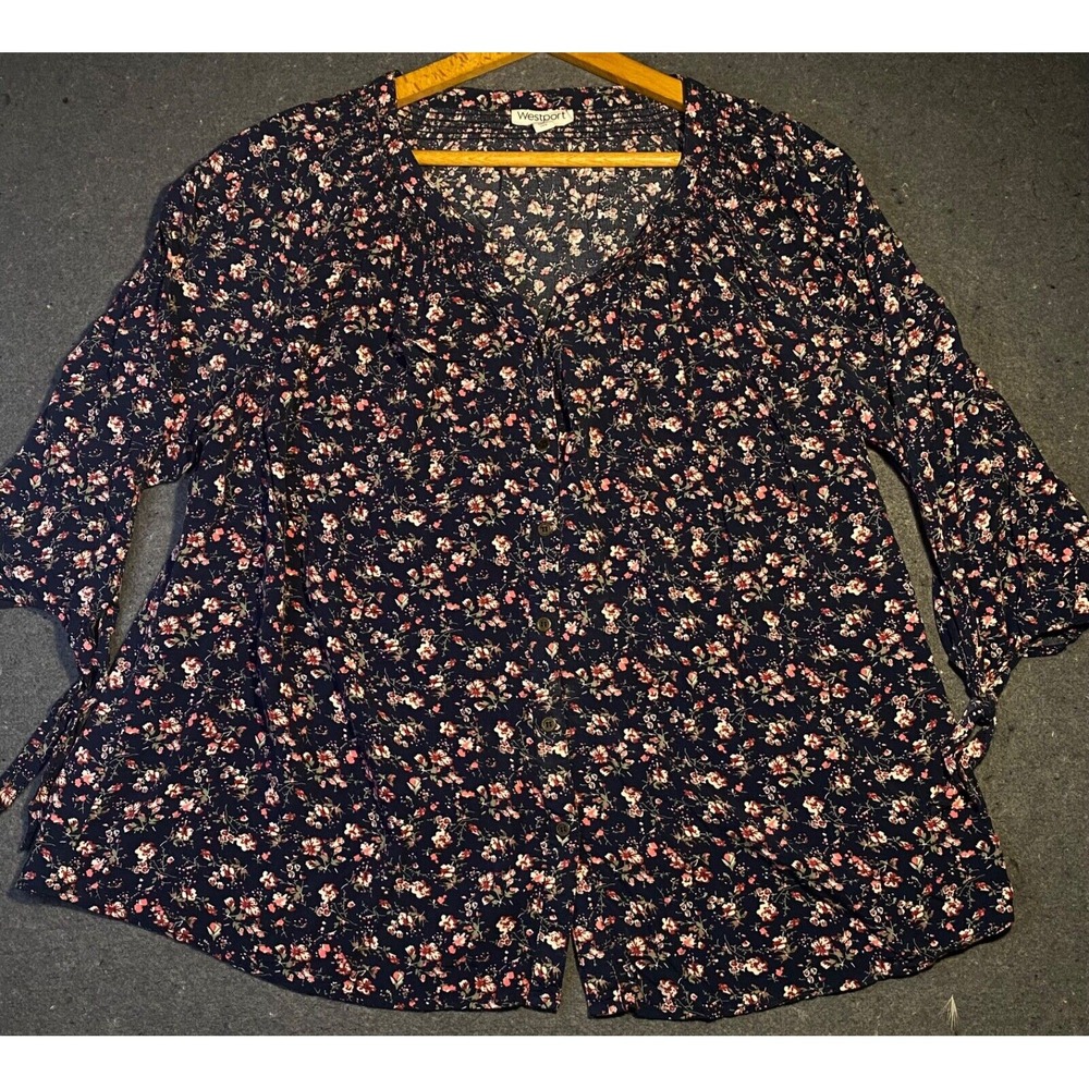 WESTPORT women TOP‎ Plus Size 2X Navy V-NECK FLORAL Pleated 3/4 Sleeves Stretch